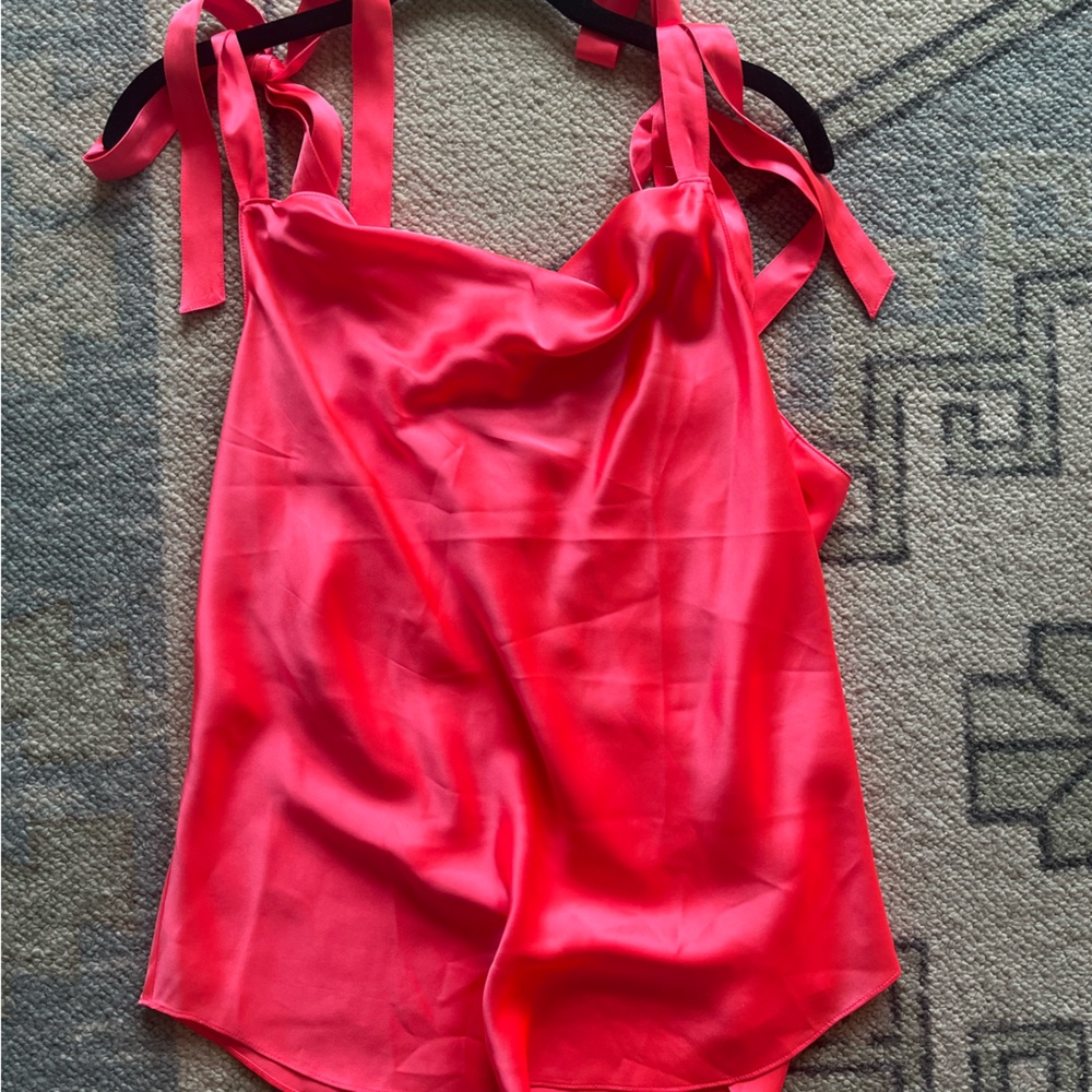 Cinq a sept hot pink sleeveless blouse. Size M